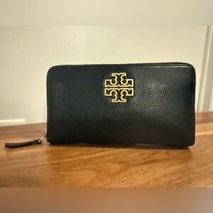 Tory Burch Leather Clutch Wallet
